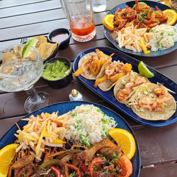 Hacienda El Mirador signature dishes Molcajete, Fajitas, Carne Asada, Margaritas
